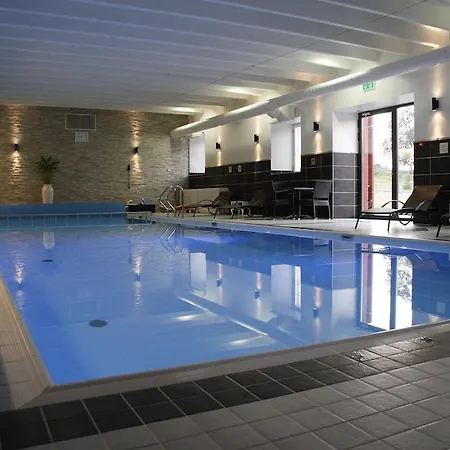 Отель Manor Country Club &