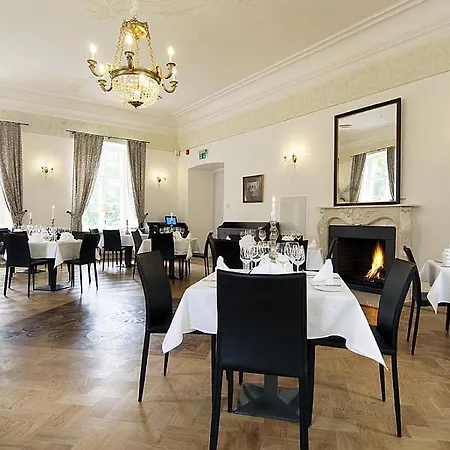 Manor Country Club & Hotel 4*