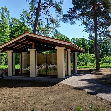 Отель Manor Country Club &