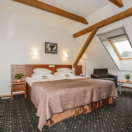 Hotell Manor Country Club &