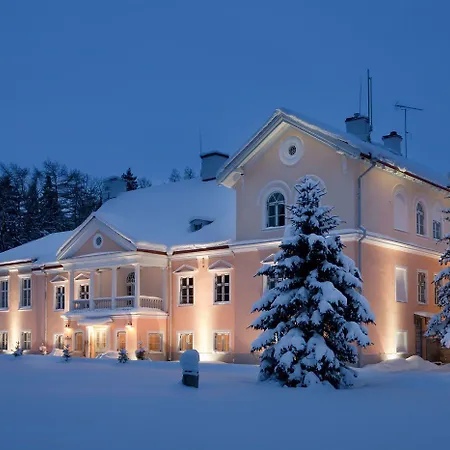 Manor Country Club & 4*