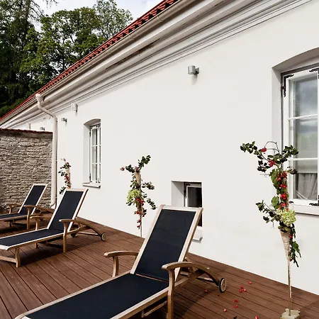 Manor Country Club & 4*