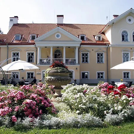 Manor Country Club & Hotel