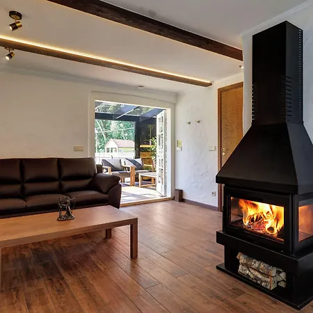 Manor Country Club &