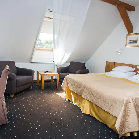 Hotell Manor Country Club &