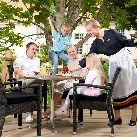 Manor Country Club & 4* Vihula