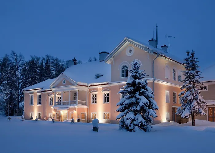 Manor Country Club & 4*