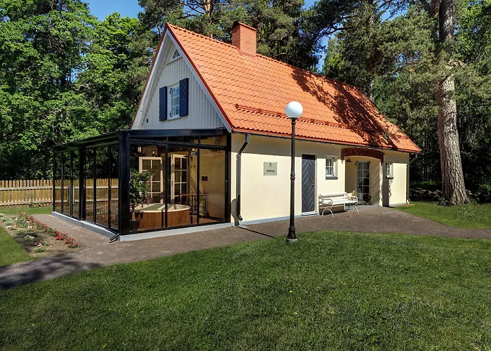 Hotel Manor Country Club & Vihula