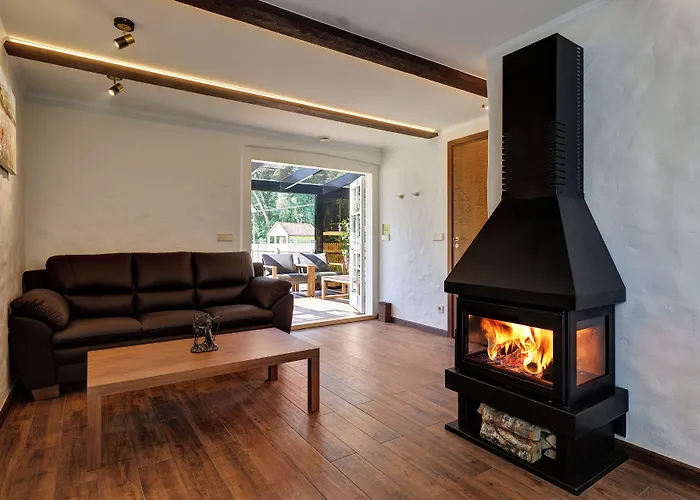 Manor Country Club &